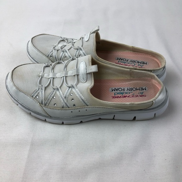 Skechers Relaxed Fit Air-Cooled Memory Foam Women's Sneaker White size 10 - Picture 4 of 7